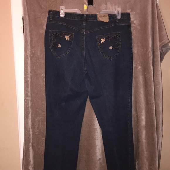 Woman’s 20w Jeanbay  stretch Jeans - Picture 5 of 7